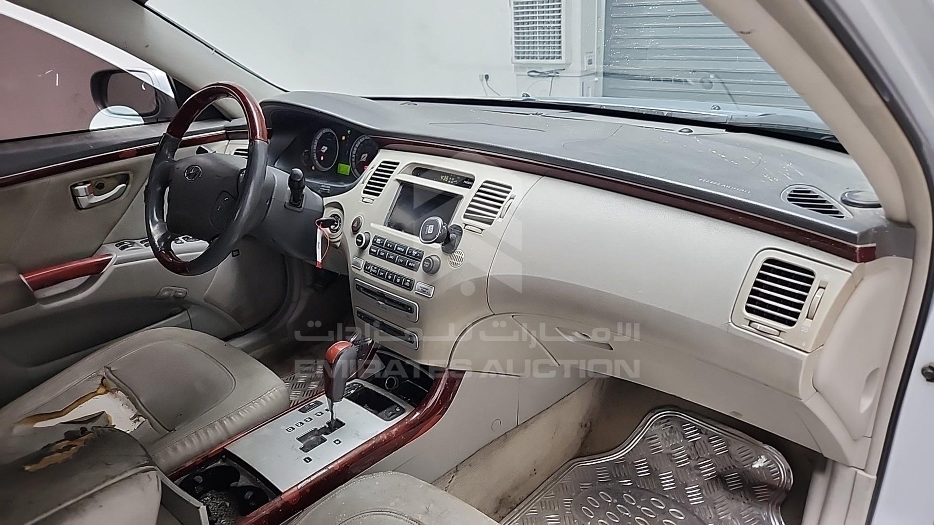 2006 HYUNDAI GRANDEUR VIN: KMHFB41BP6A050816