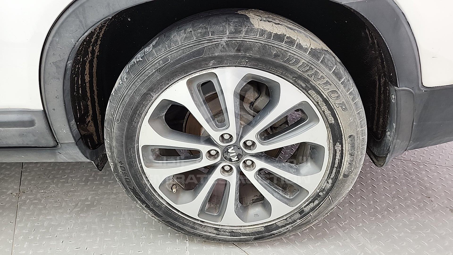 2013 KIA SORENTO VIN: KNAKU8138D5383759