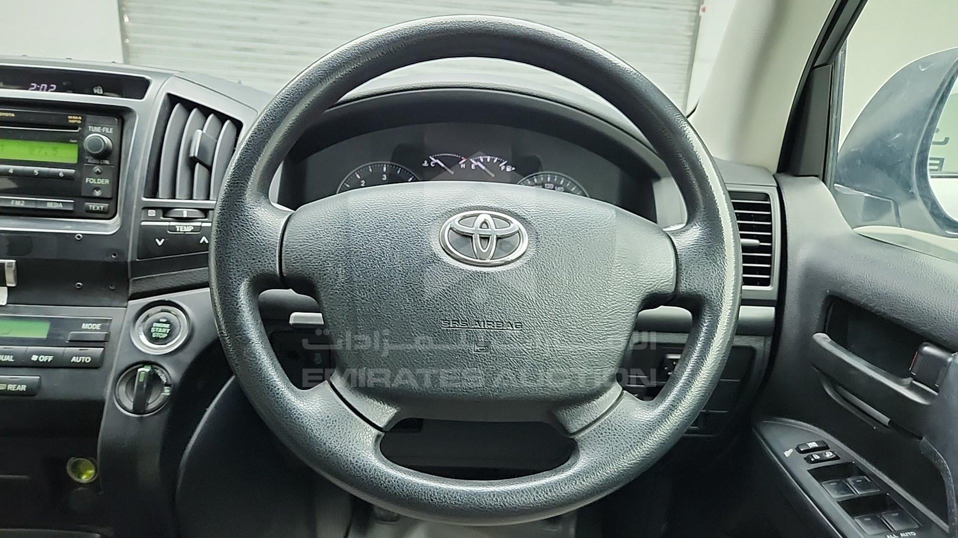 2014 TOYOTA LC 200 VIN: JTMHV09J804135073