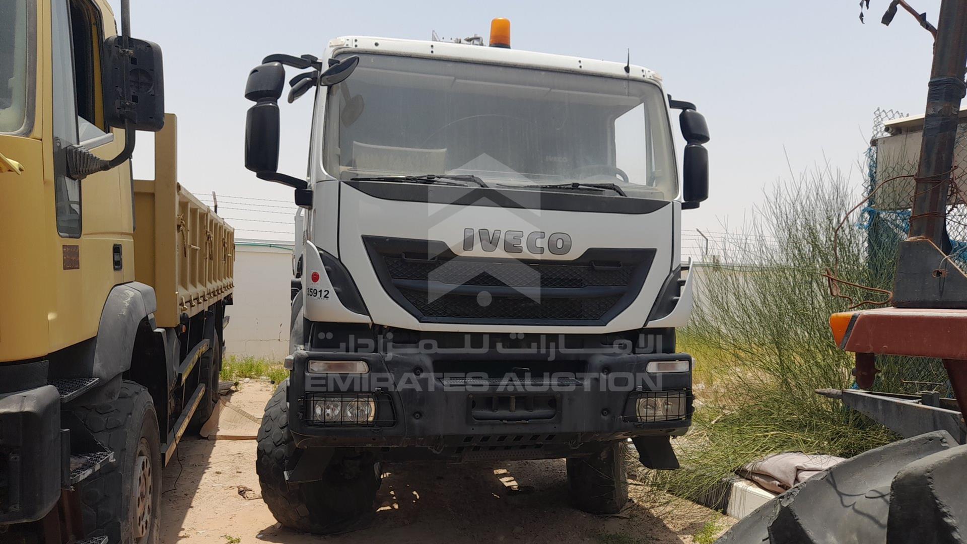 0 IVECO --- VIN: WJMF3TRS4EC282639