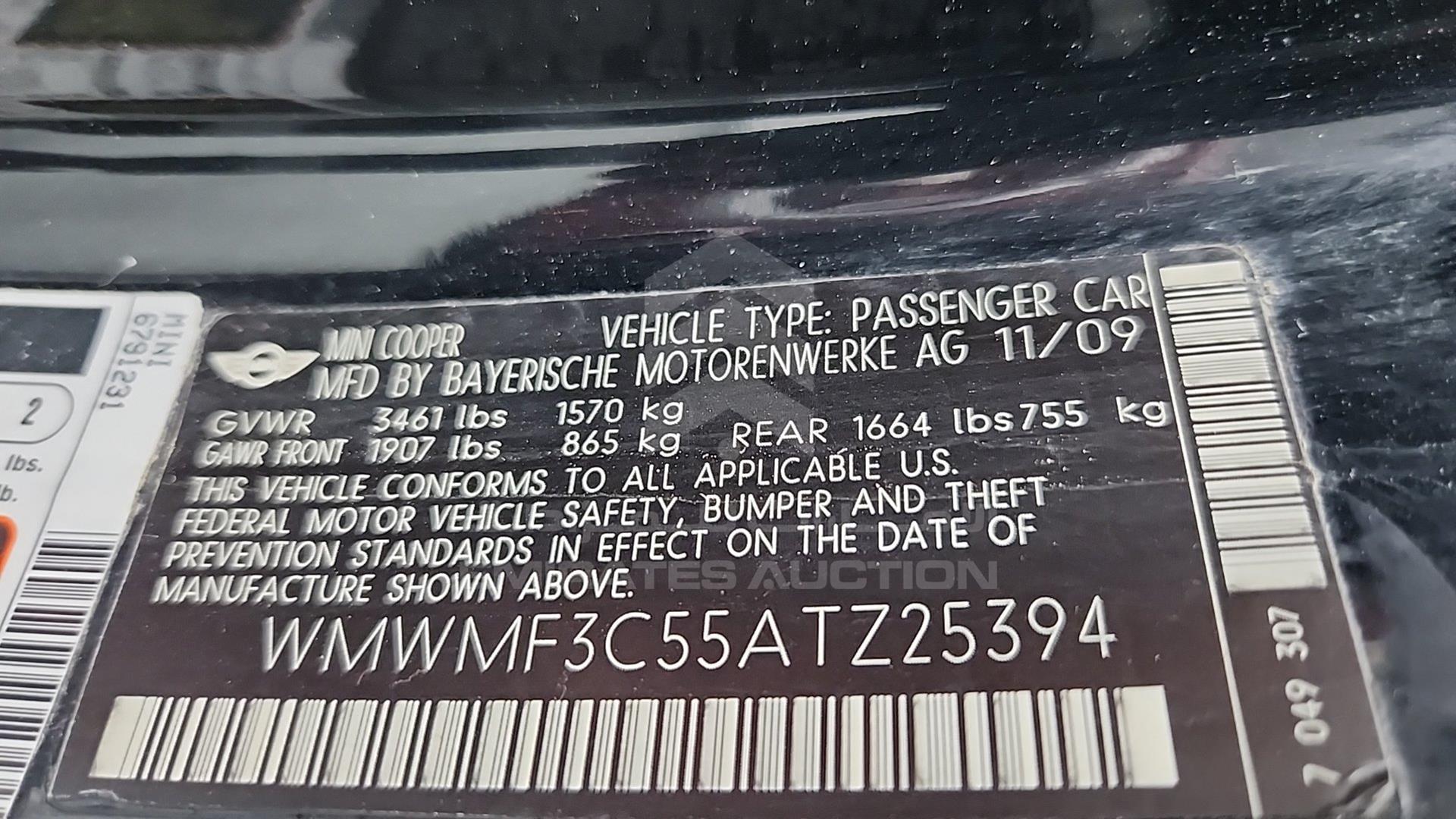 2010 MINI COOPER VIN: WMWMF3C55ATZ25394