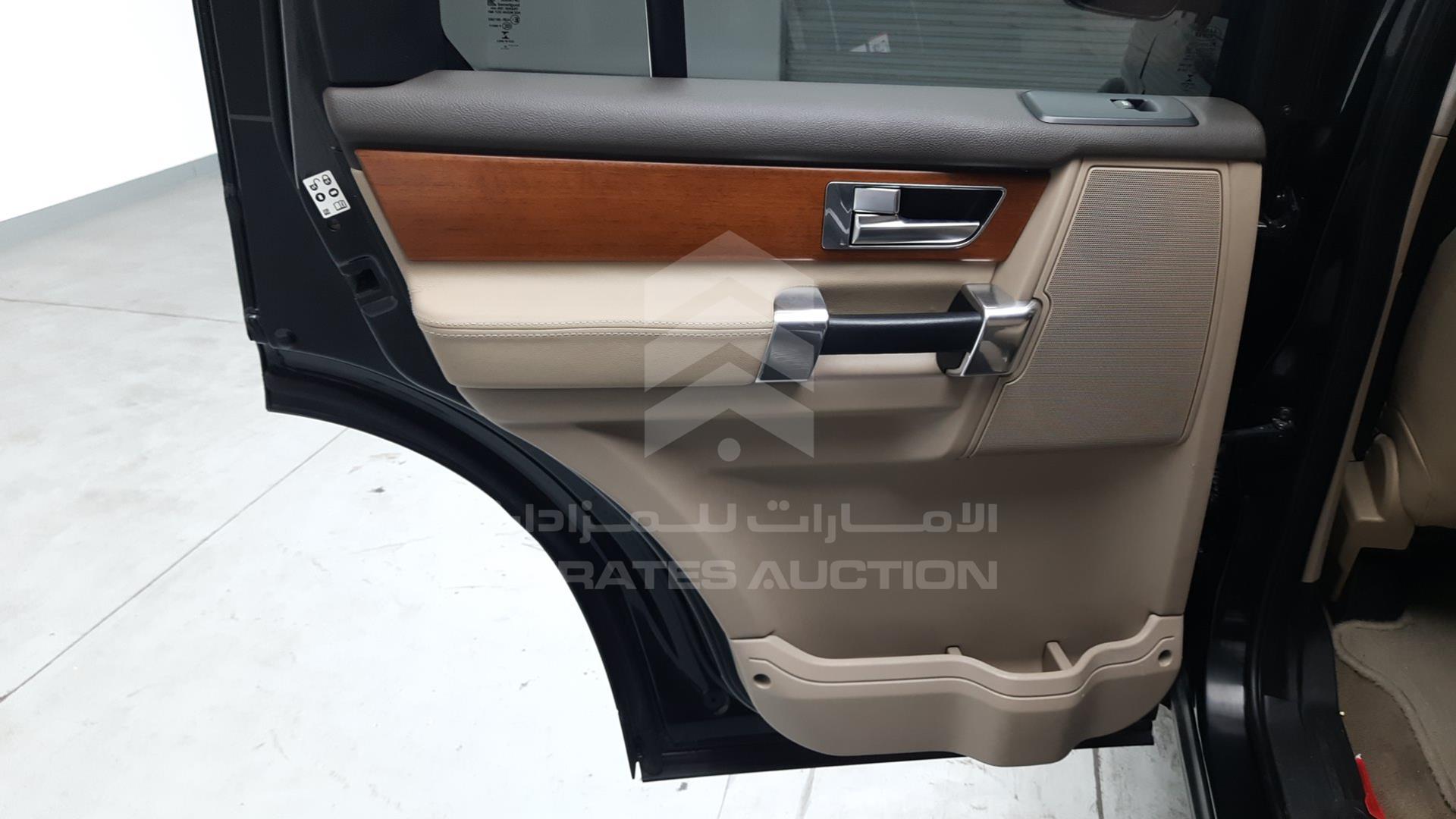 2015 LAND ROVER LR4 VIN: SALLAAAV6FA775622