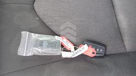 2024 Toyota Camry — Keys — Photo 4 — Thumbnail
