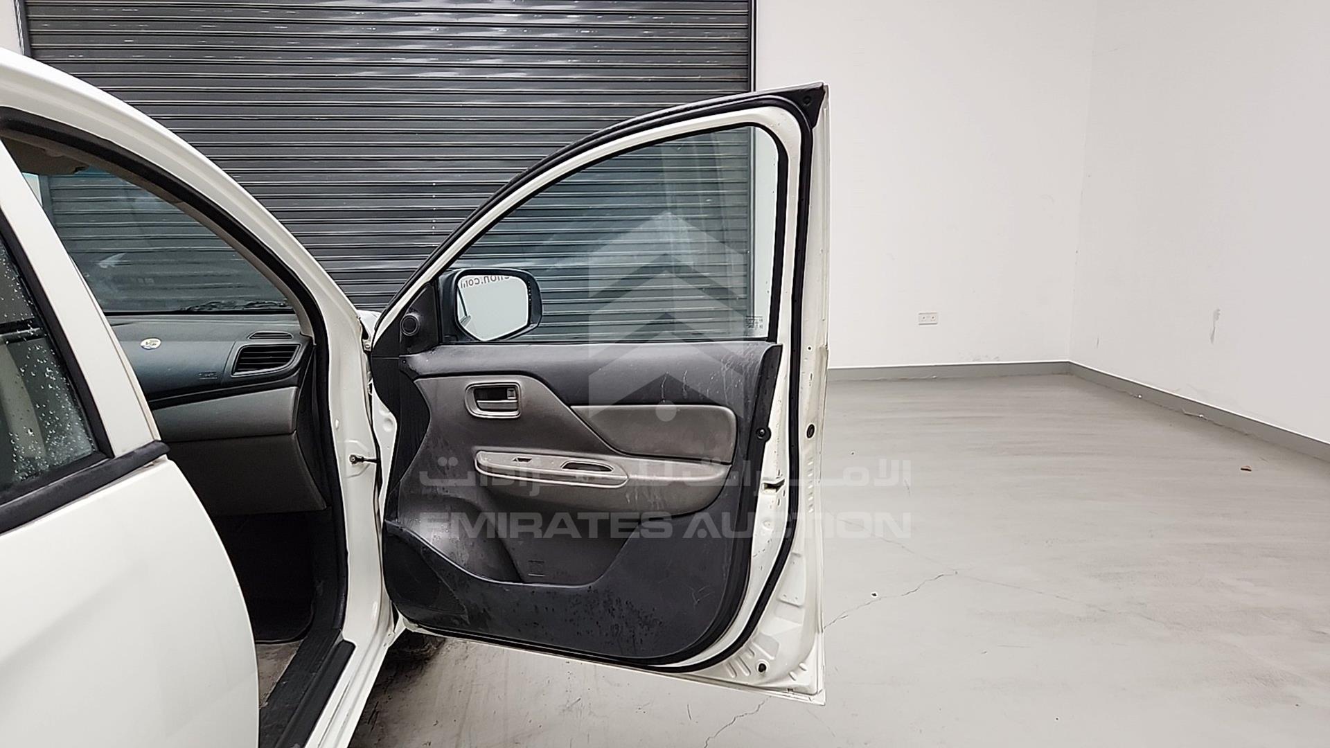 2016 MITSUBISHI L 200 VIN: MMBJNKJ40GH003029