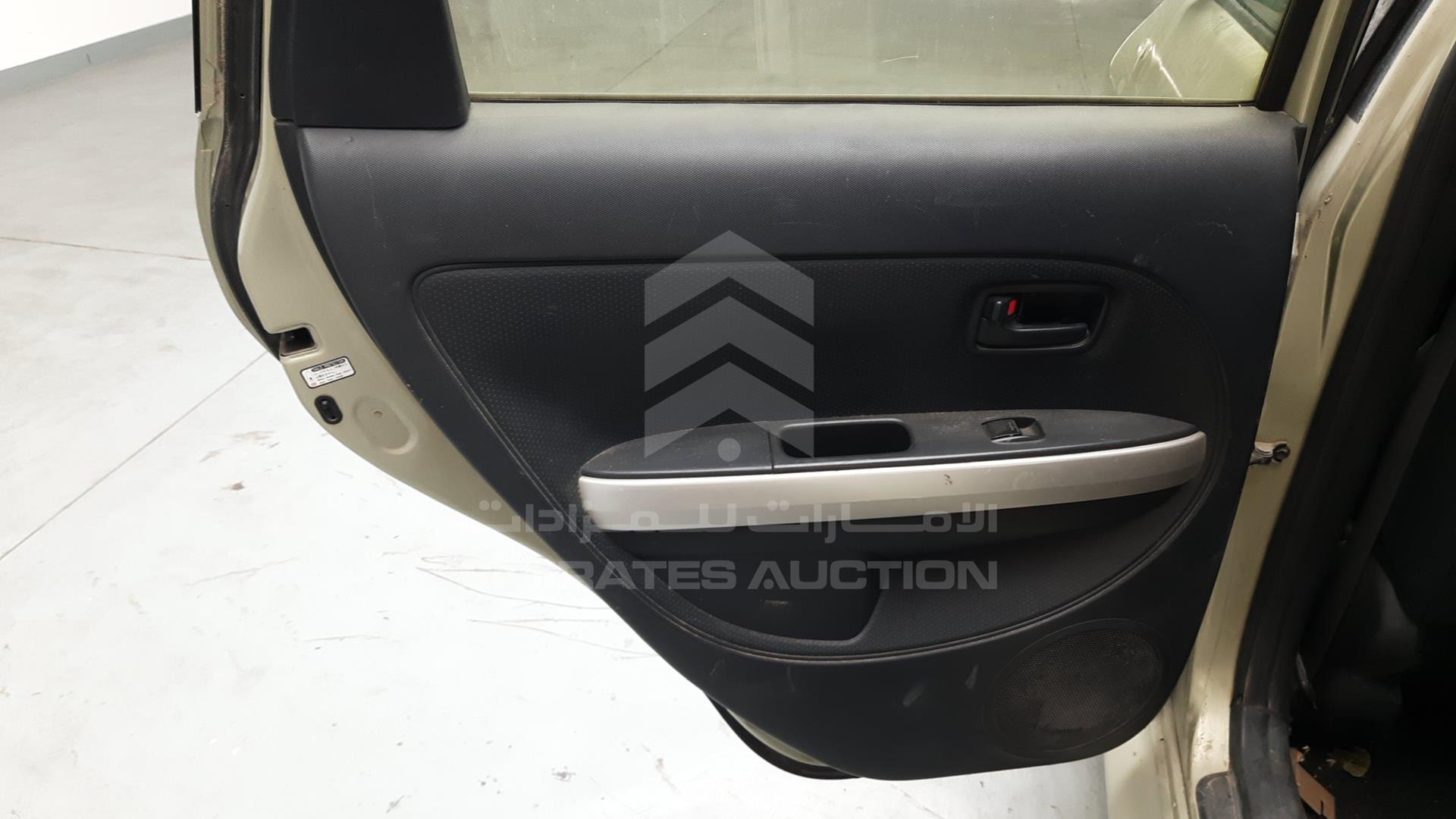 2006 TOYOTA XA VIN: JTDKT623960165533