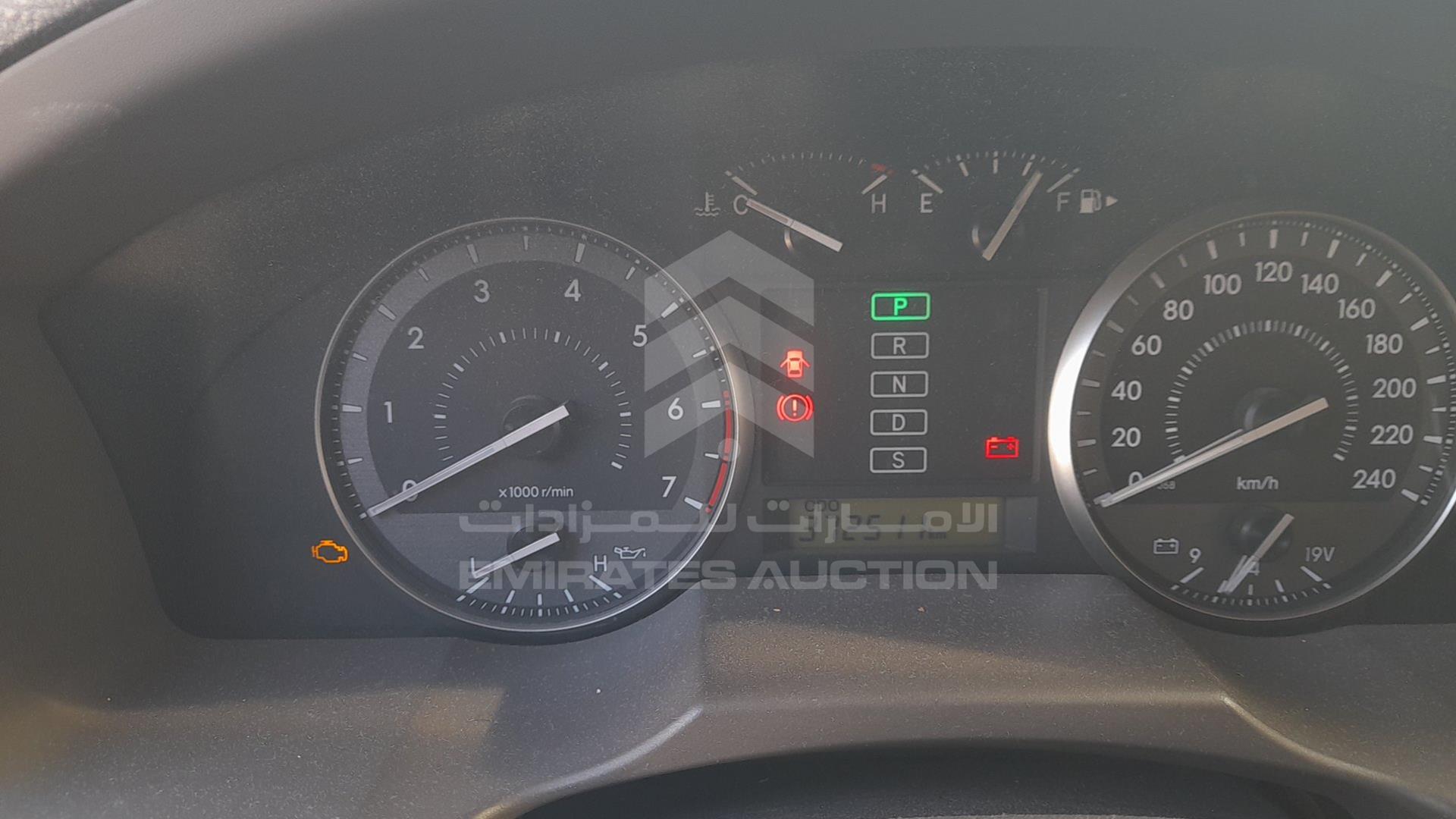 2014 TOYOTA LAND CRUISER VIN: JTMDU09J2E4094514
