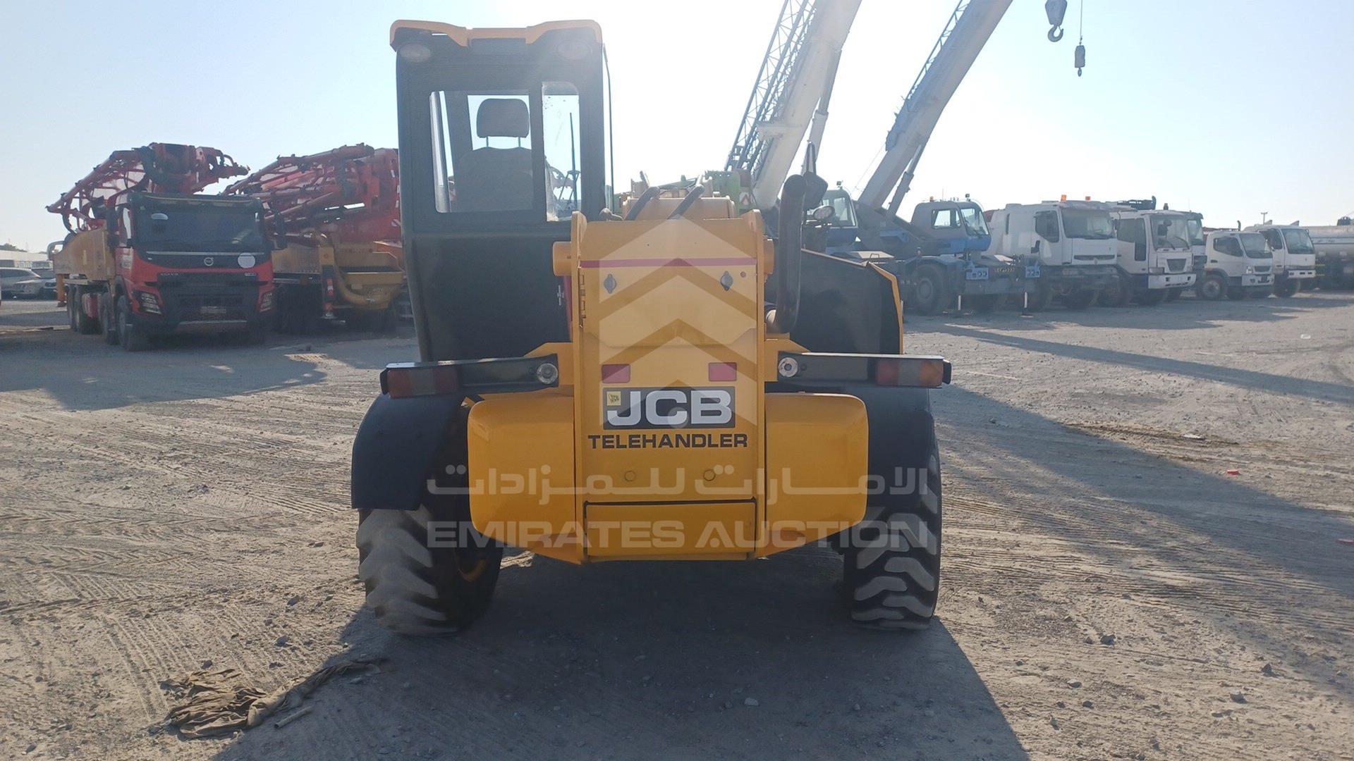 2022 JCB 530-110 VIN: RAJ5DD8MP03080640