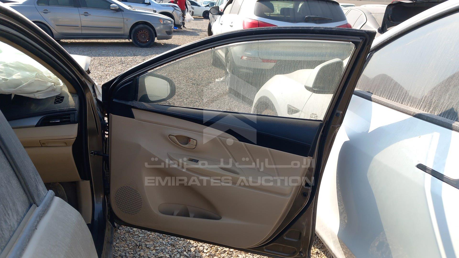2015 TOYOTA YARIS VIN: MHFBT9F31F6025182