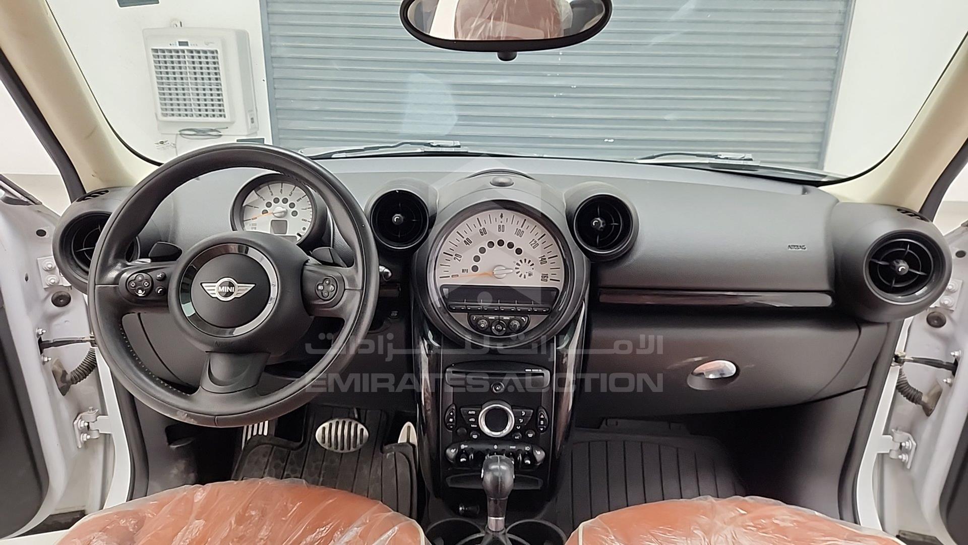 2014 MINI COOPER VIN: WMWZC3C50EWP27812