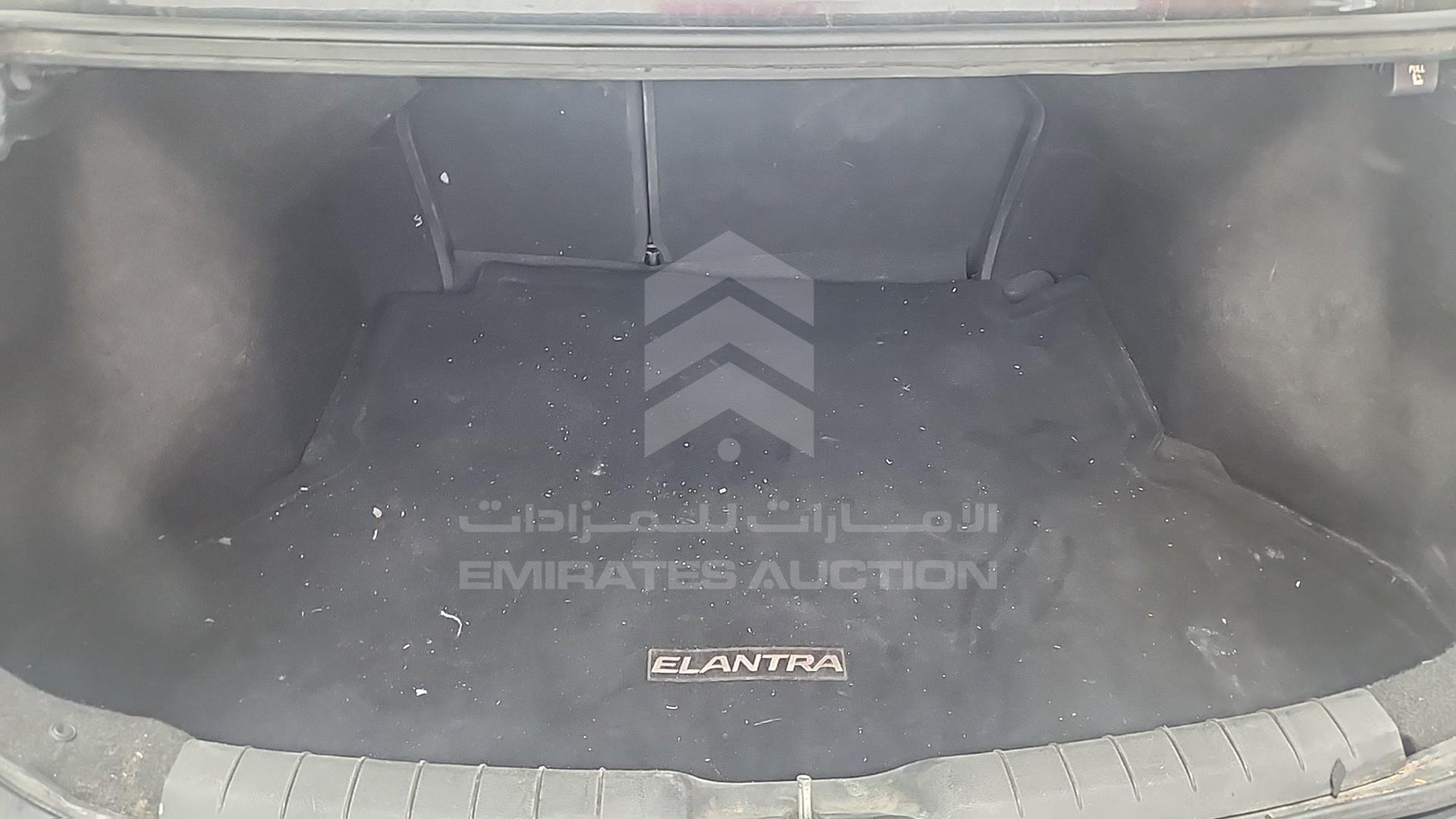 2020 HYUNDAI ELANTRA VIN: 5NPD84LF4LH566560