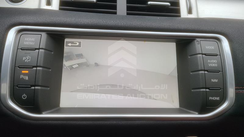 SALVA2BG0EH935397 Auction: EmiratesAuction Lot: 416781 SALVA2BG0EH935397 Range Rover Evoque 2014 WHITE Photo 23