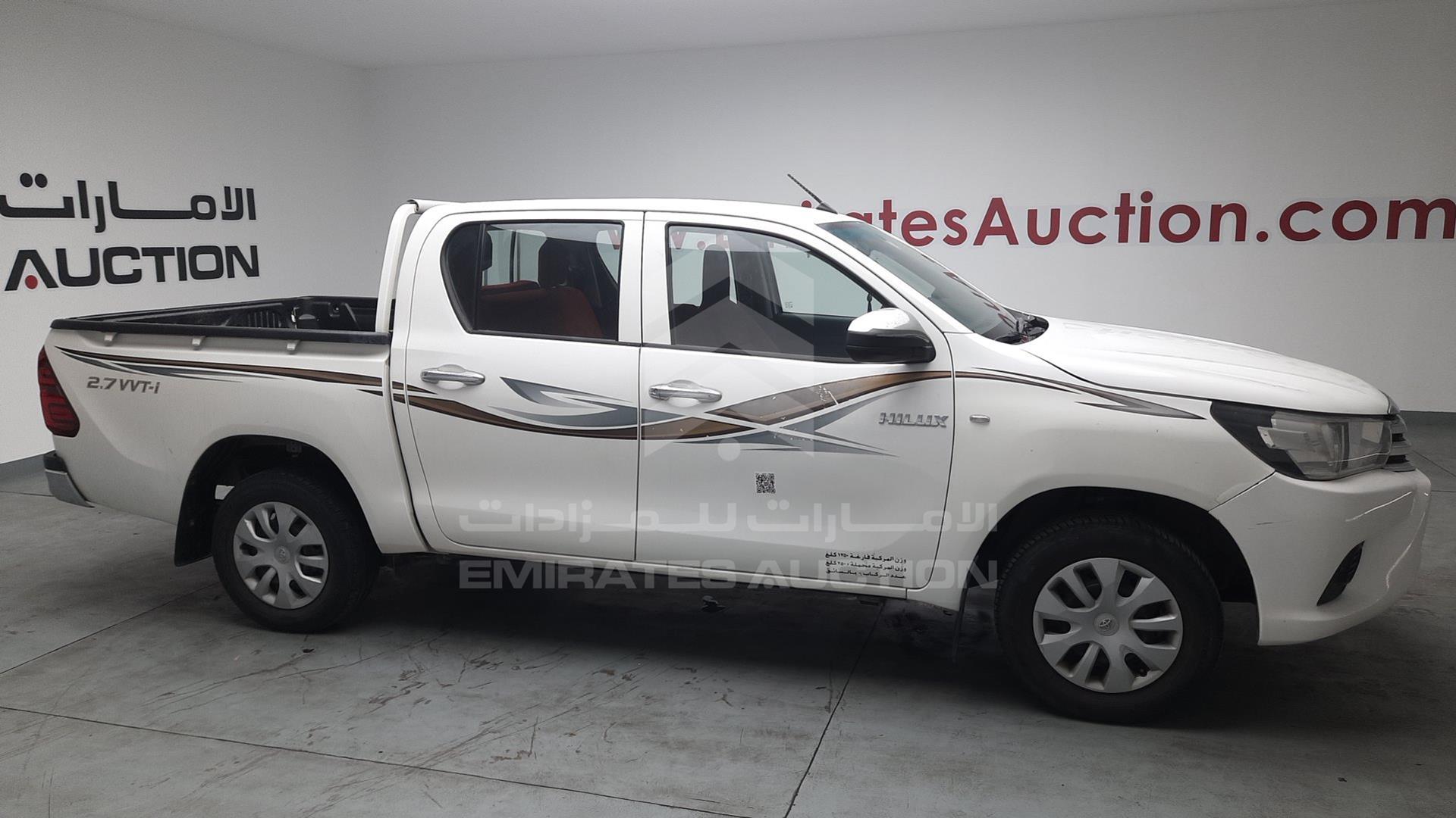 2017 TOYOTA HILUX VIN: MR0CX8CD3H0542227