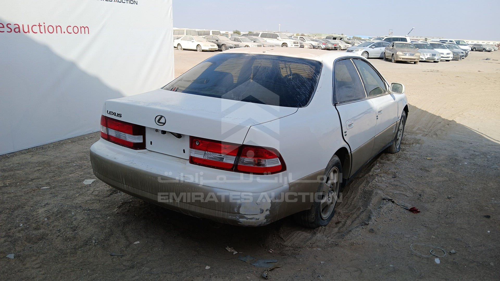 2000 LEXUS ES 300 VIN: JT8BF28GXY0264972