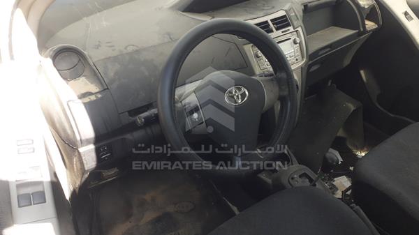 Toyota Yaris 2011 JTDKW9237B5172163 Image 4