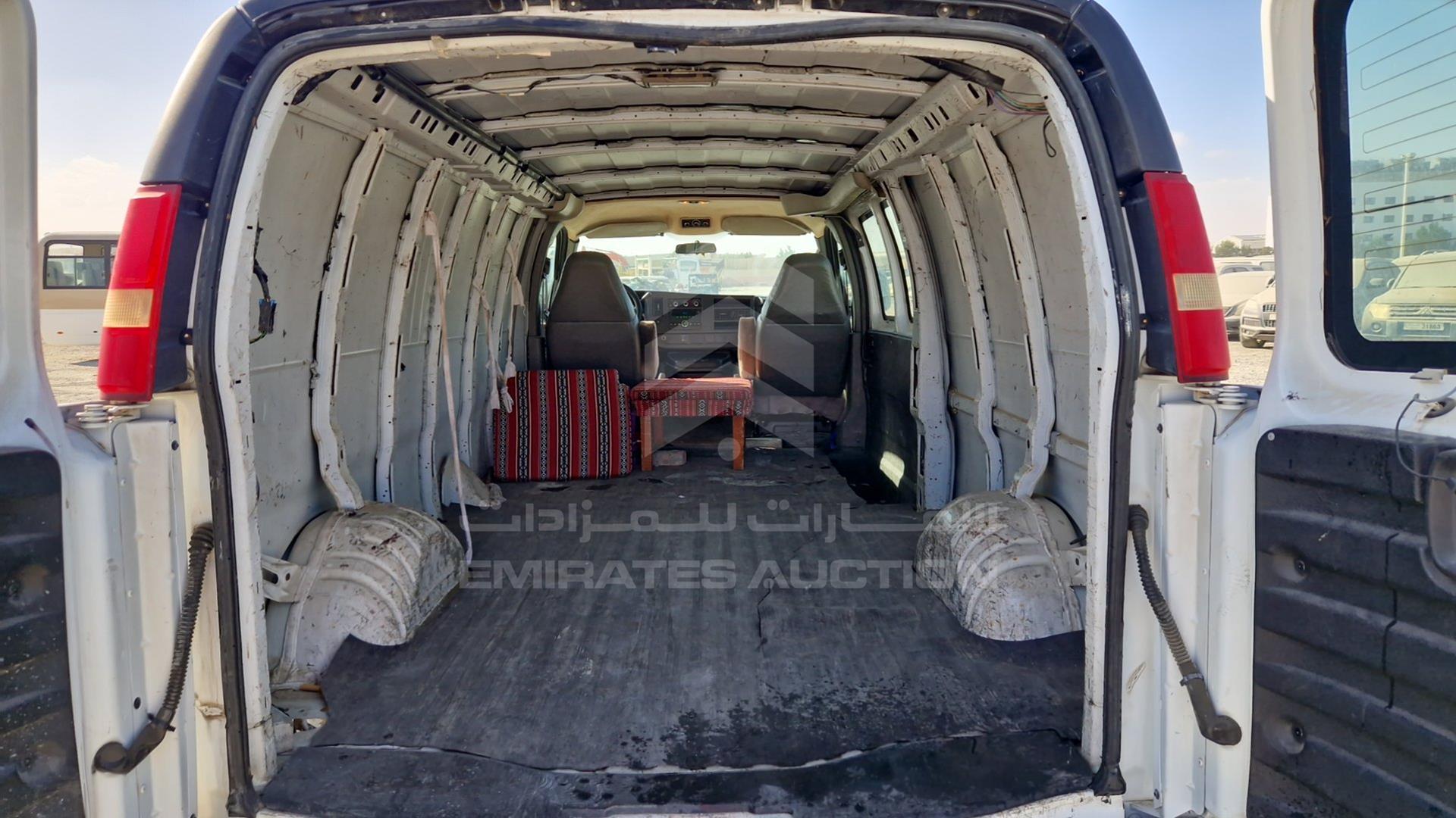 2008 CHEVROLET EXPRESS VIN: 1GCGG29K781114836