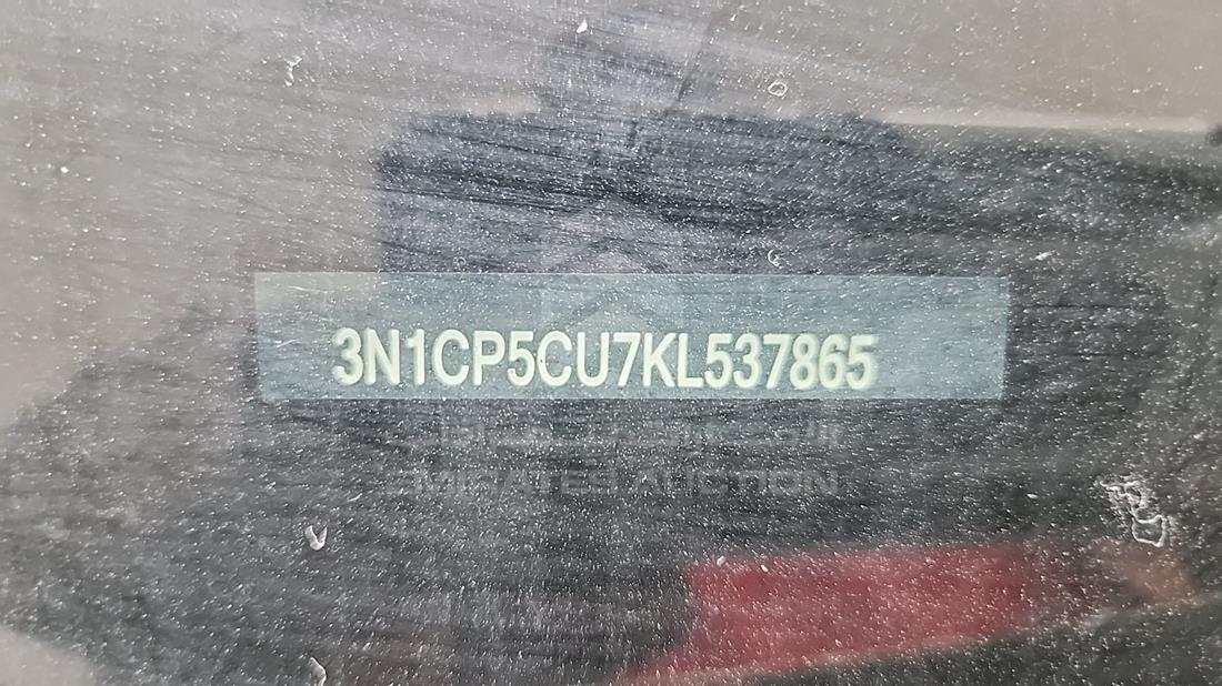 2019 Nissan Kicks — VIN on Frame — Photo 4