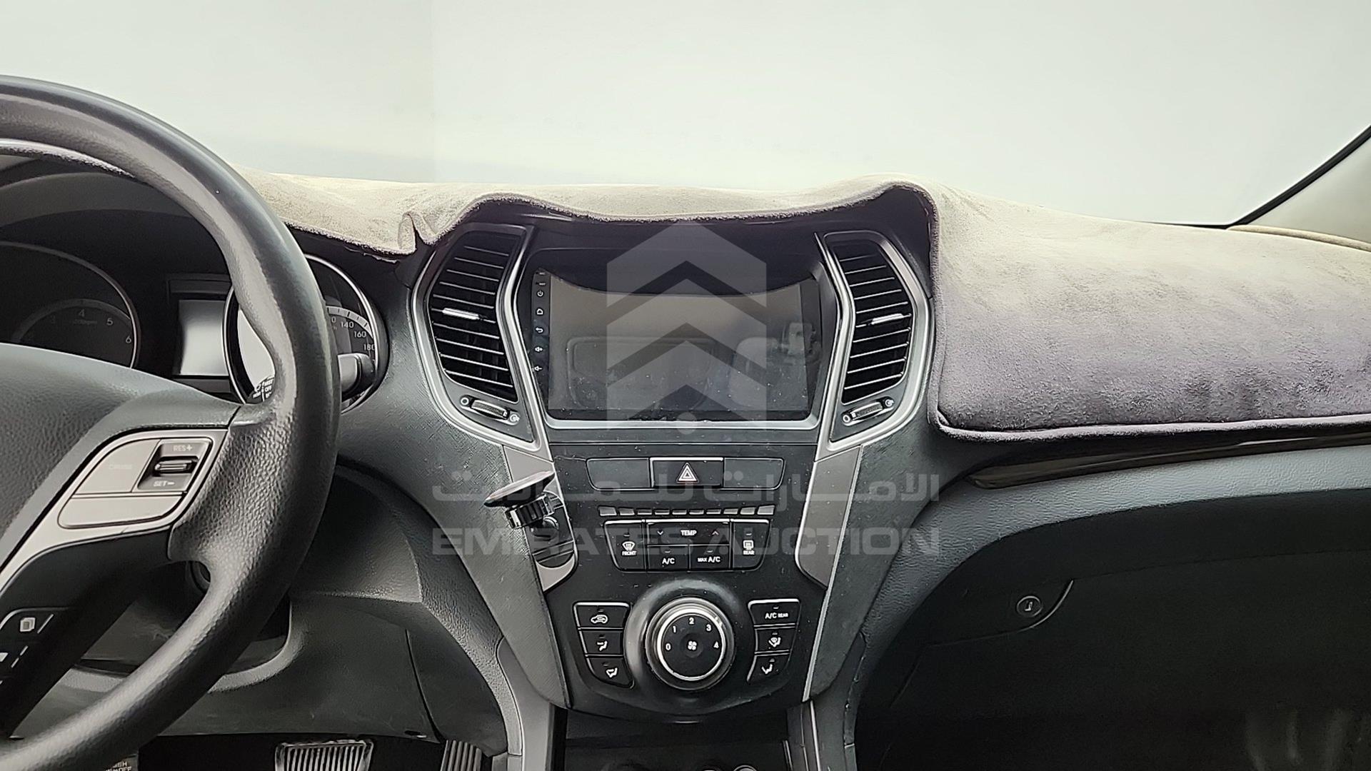 2016 HYUNDAI SANTA FE VIN: KMHST81C2GU488227