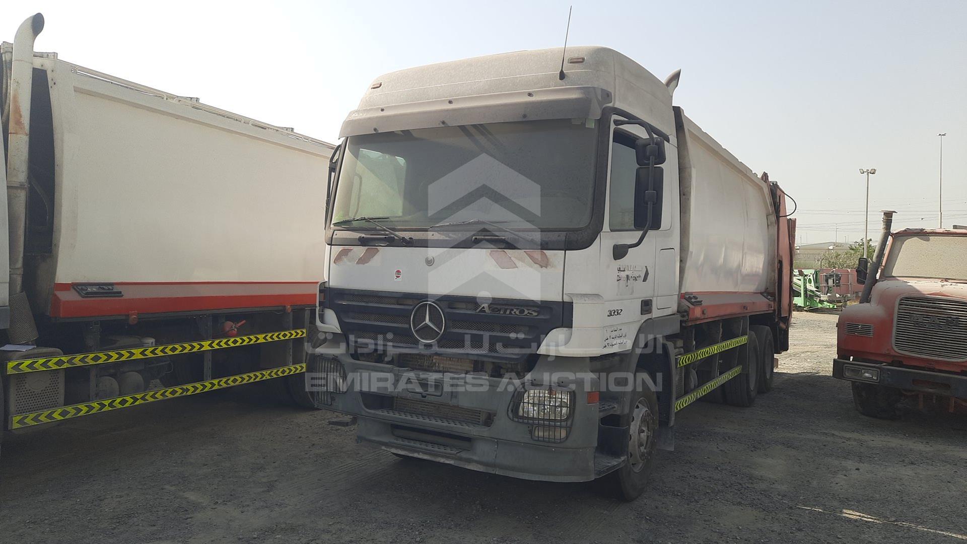 2007 MERCEDES ACTROS VIN: WDAKHCAA77L185234