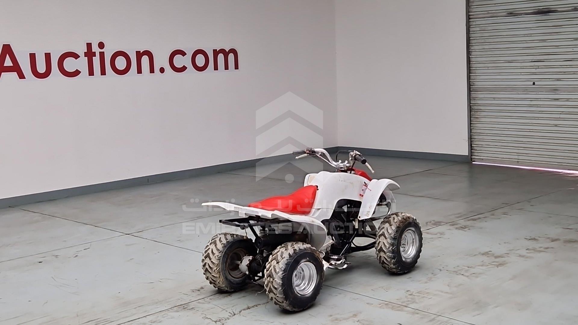 0 BUGGY YAMAHA VIN: B304E026422