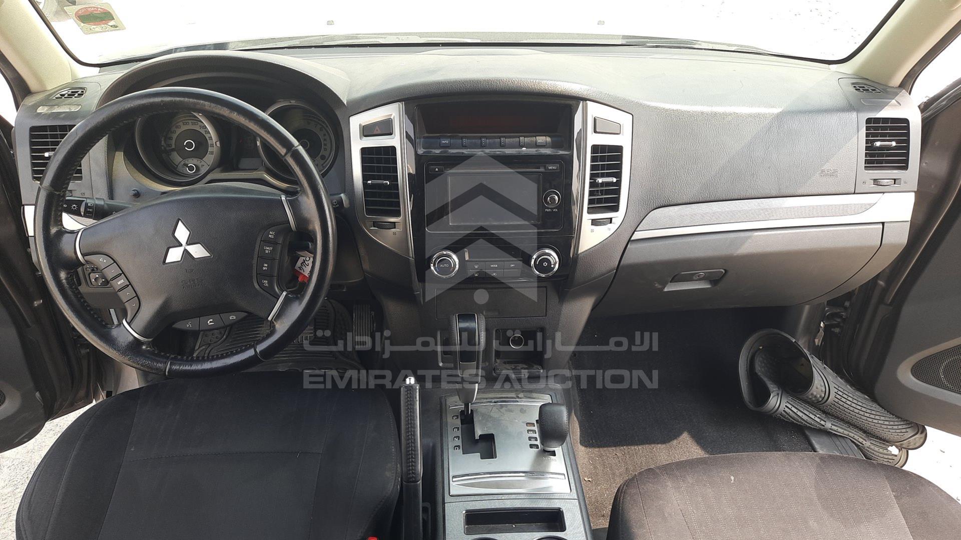 2016 MITSUBISHI PAJERO VIN: JMYMRV85WGJ725010