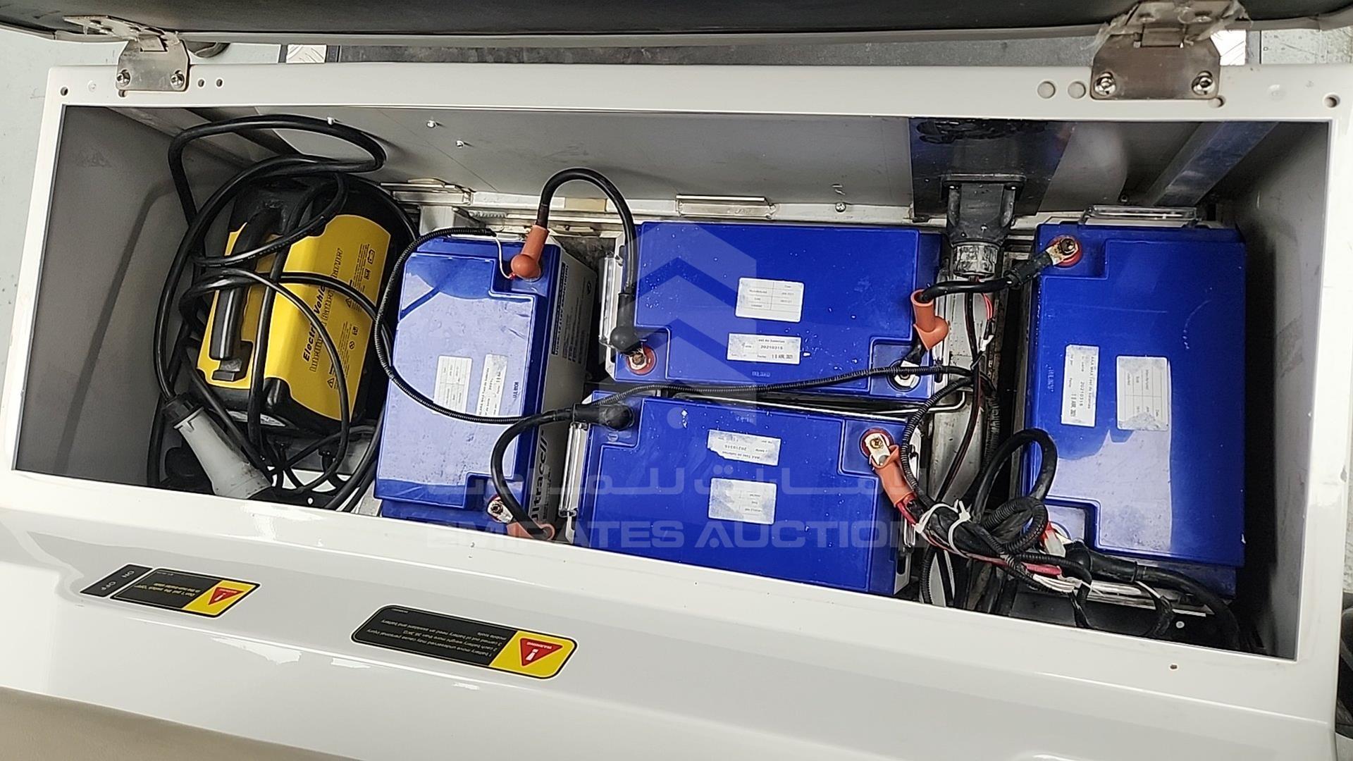 2022 GOLF CART ELECTRIC VIN: H011833
