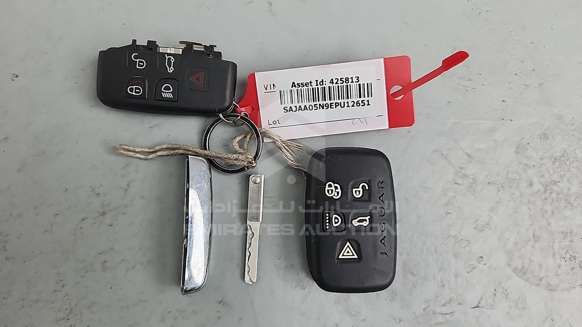 2014 JAGUAR XF VIN: SAJAA05N9EPU12651