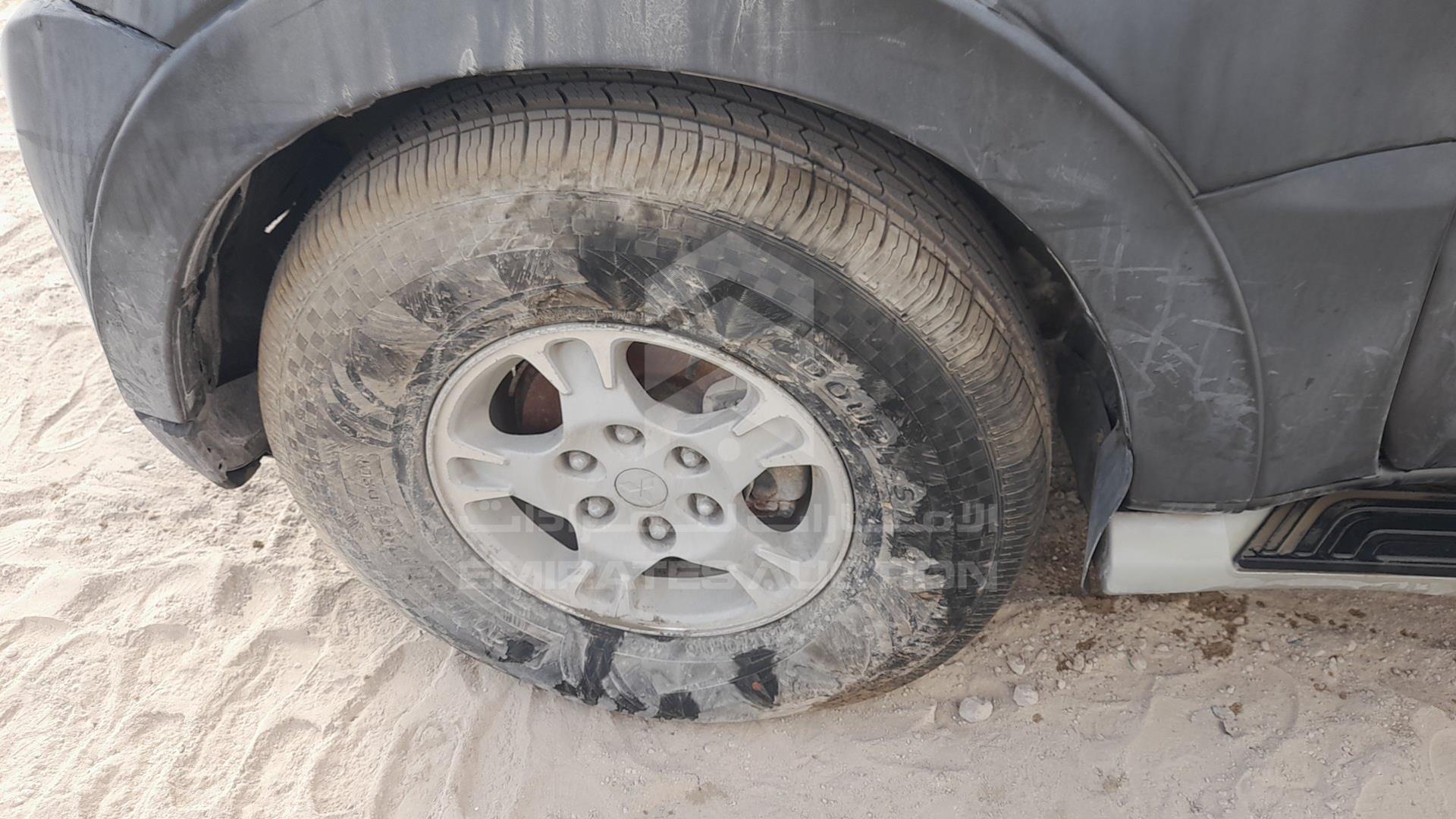 2007 MITSUBISHI PAJERO VIN: JMYLRV93W7J716768