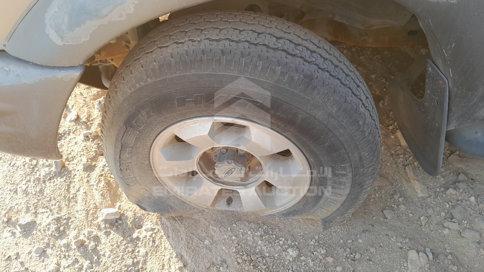 0 HYUNDAI GALLOPER VIN: KMXKPE1CP1U439214
