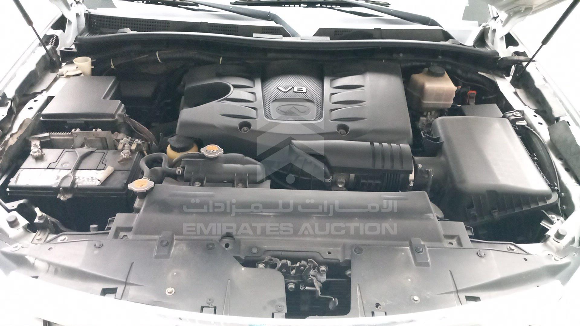2011 INFINITI QX56 VIN: JNRAZ25Y2B9000763