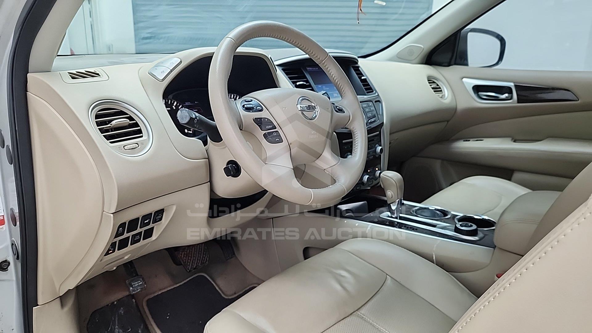2015 NISSAN PATHFINDER VIN: 5N1AR2MM8FC628006