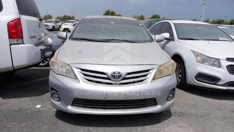 RKLBC42E7B4582063 Auction: EmiratesAuction Lot: 404958 RKLBC42E7B4582063 Toyota Corolla 2011 SILVER Photo 1