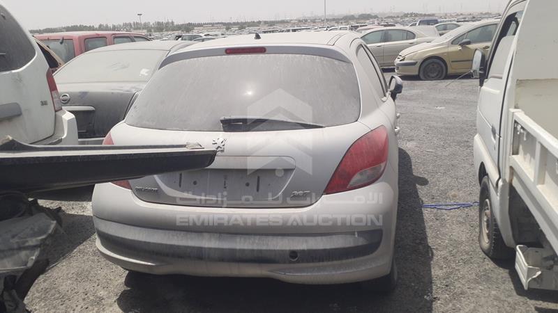 VIN: VF3WC5FS4DE000492 Auction: EmiratesAuction Lot: 343645 VF3WC5FS4DE000492 Peugeot 207 2013 SILVER Photo 4