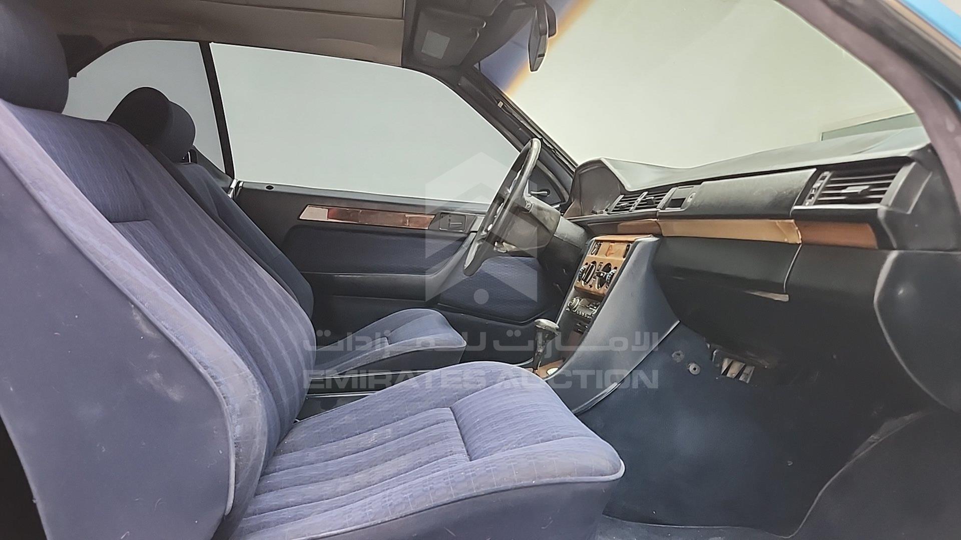 1991 MERCEDES 320 CE VIN: WDB1240511B497055