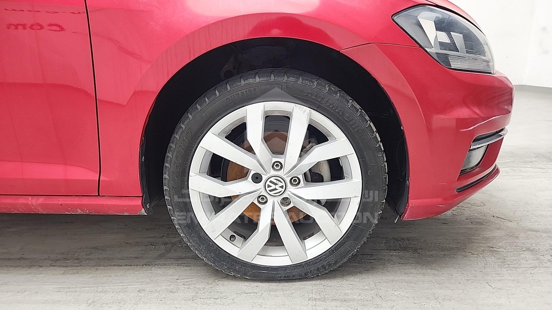 2018 VOLKSWAGEN GOLF VIN: 3VWWB6AUXJM261513