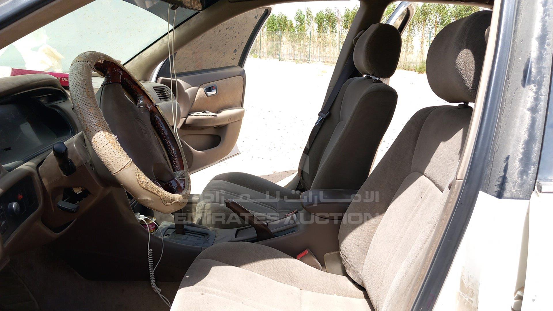 2000 TOYOTA CAMRY VIN: 4T1BG22K0YU993661
