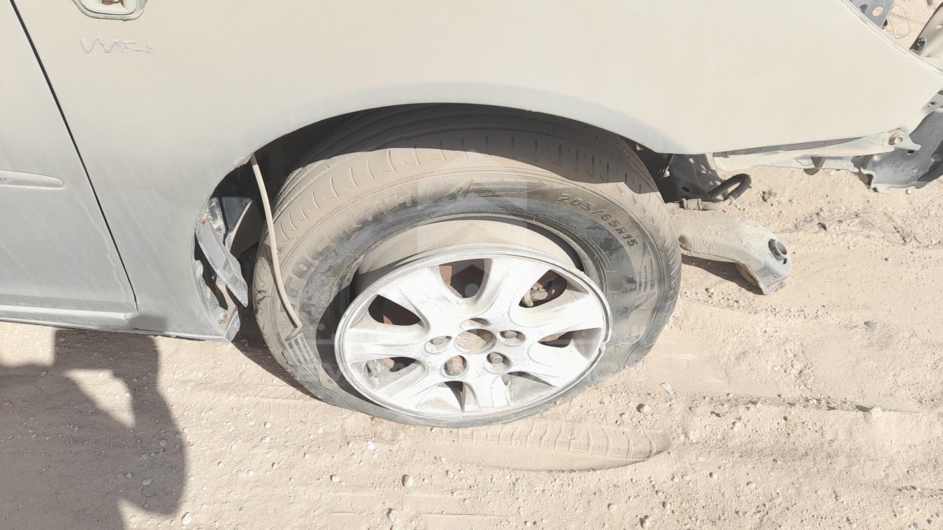 2004 TOYOTA CAMRY VIN: 6T1BE32K84X444136