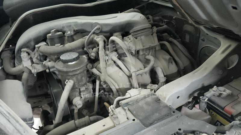 JTFHX02P0G0106555 Auction: EmiratesAuction Lot: 406209 JTFHX02P0G0106555 Toyota Hiace 2016 WHITE Photo 25