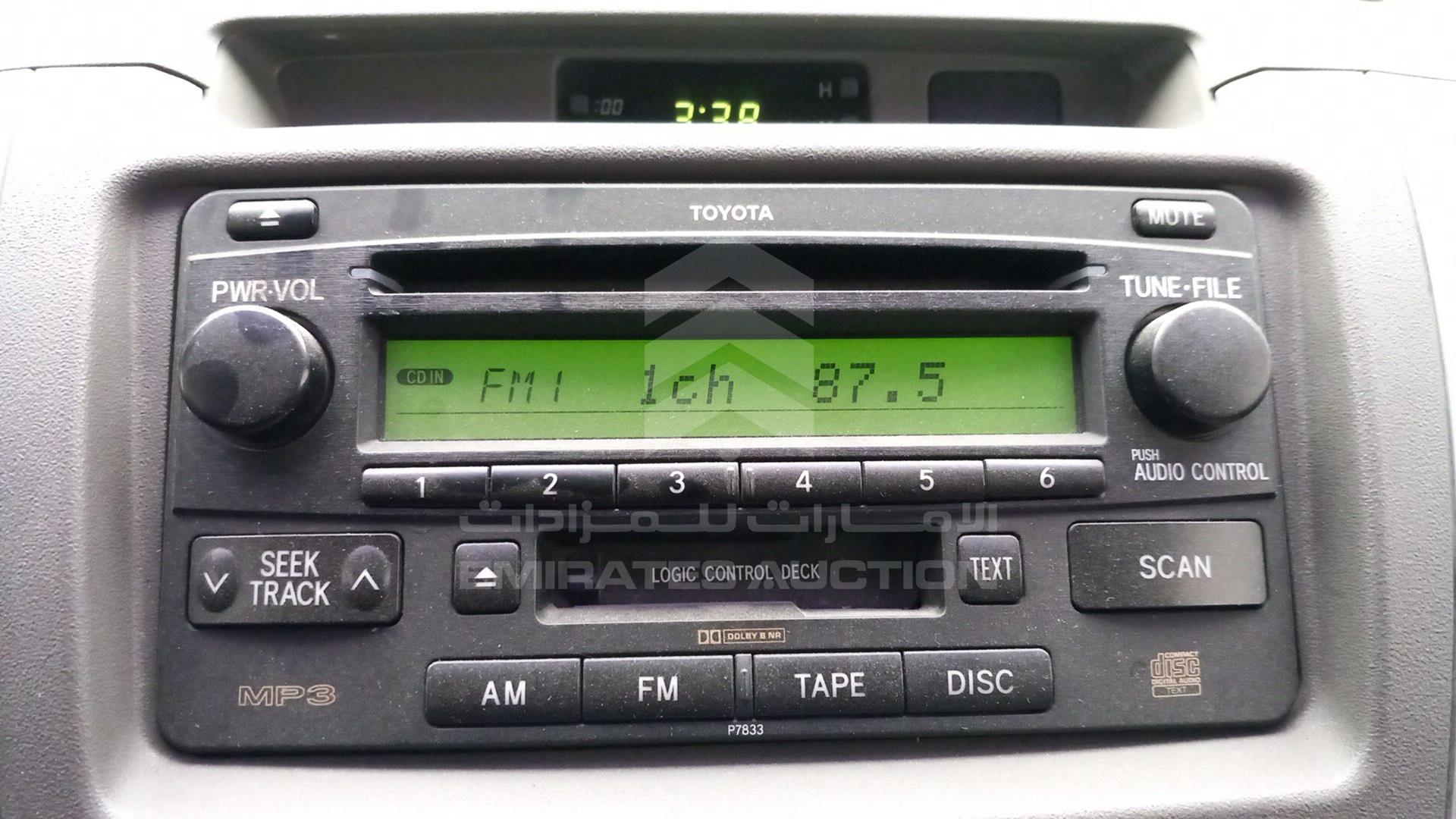 2011 TOYOTA FORTUNER VIN: MHFYX59G2B8018701