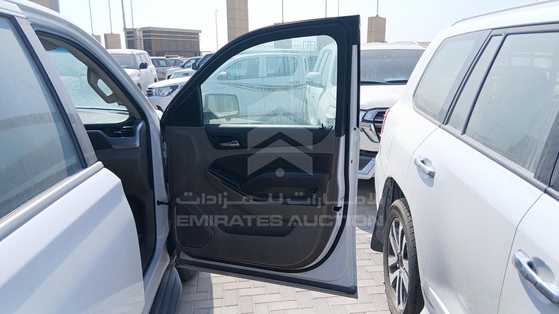 2019 Chevrolet Suburban — Front Right Door — Photo 25