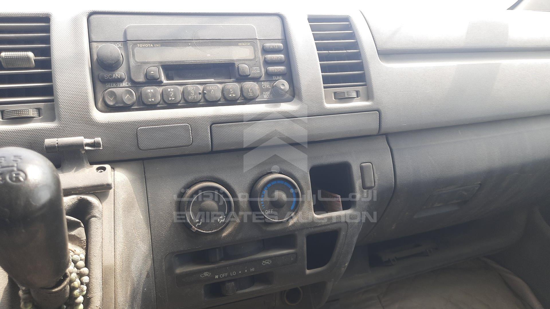2006 TOYOTA HIACE VIN: JTFHX02P860005682