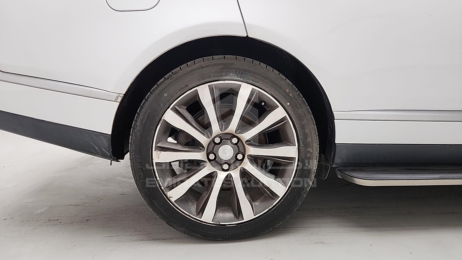2016 RANGE ROVER HSE VIN: SALGA2DFXGA302883