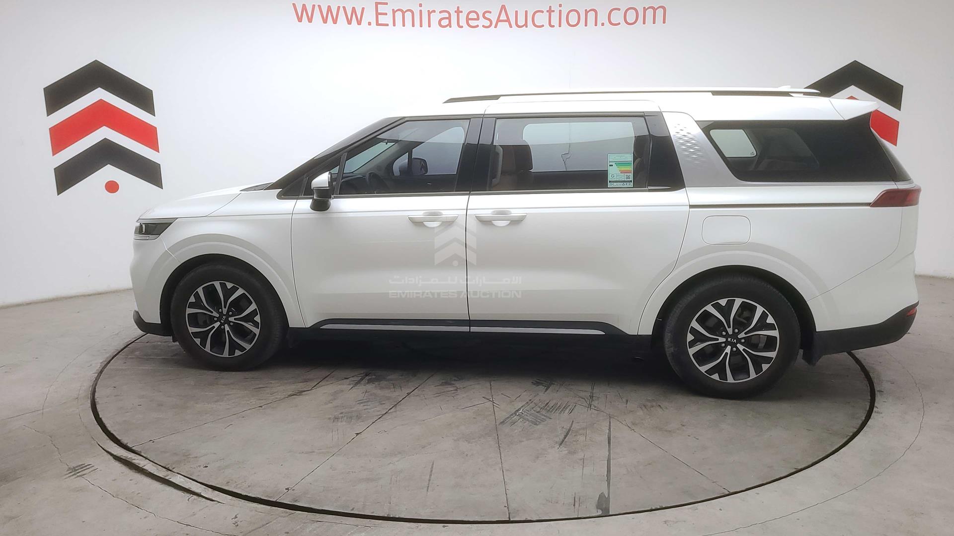 2021 KIA CARNIVAL VIN: KNANC8141M6049821