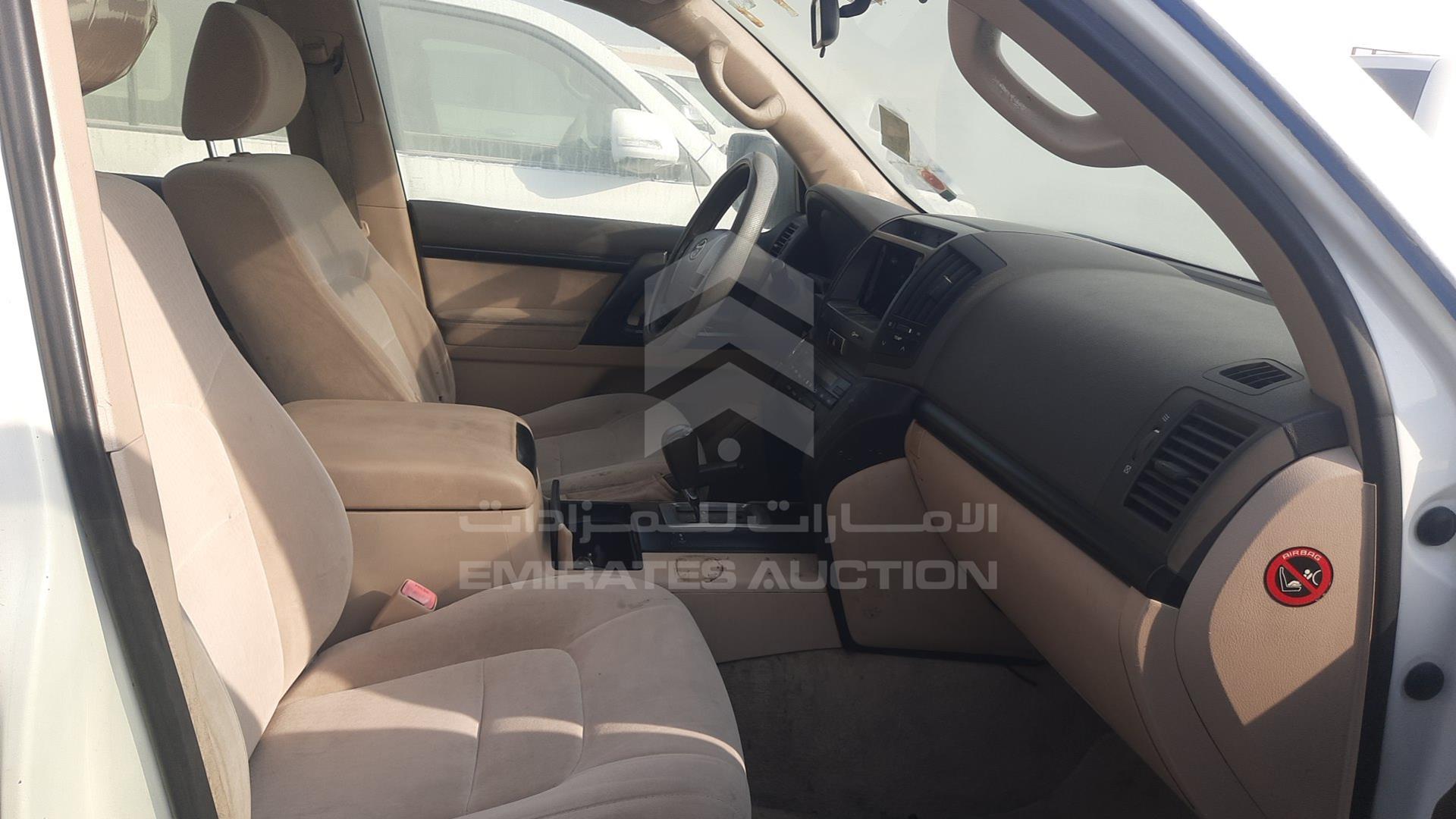 2013 TOYOTA LAND CRUISER VIN: JTMDU09J2D5066043