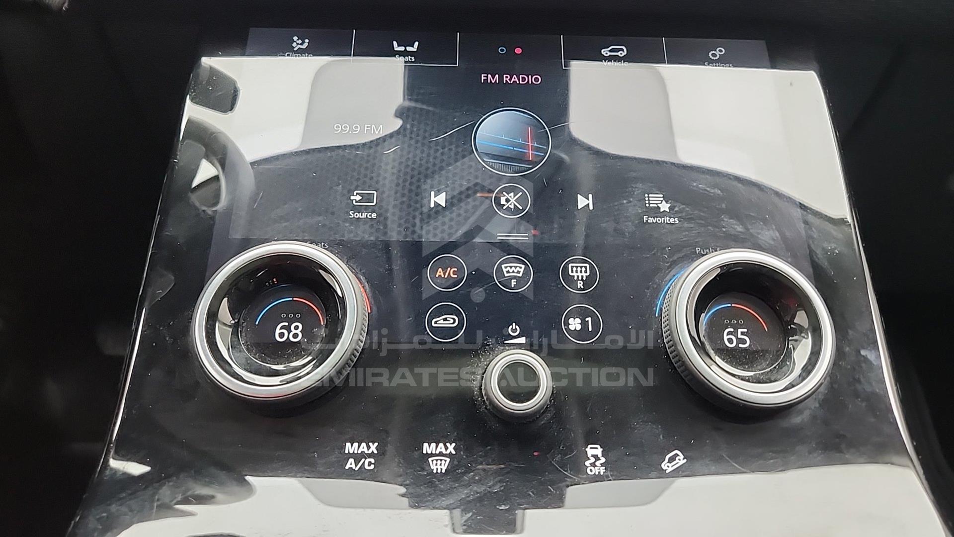 2018 RANGE ROVER --- VIN: SALYB2RV8JA716141