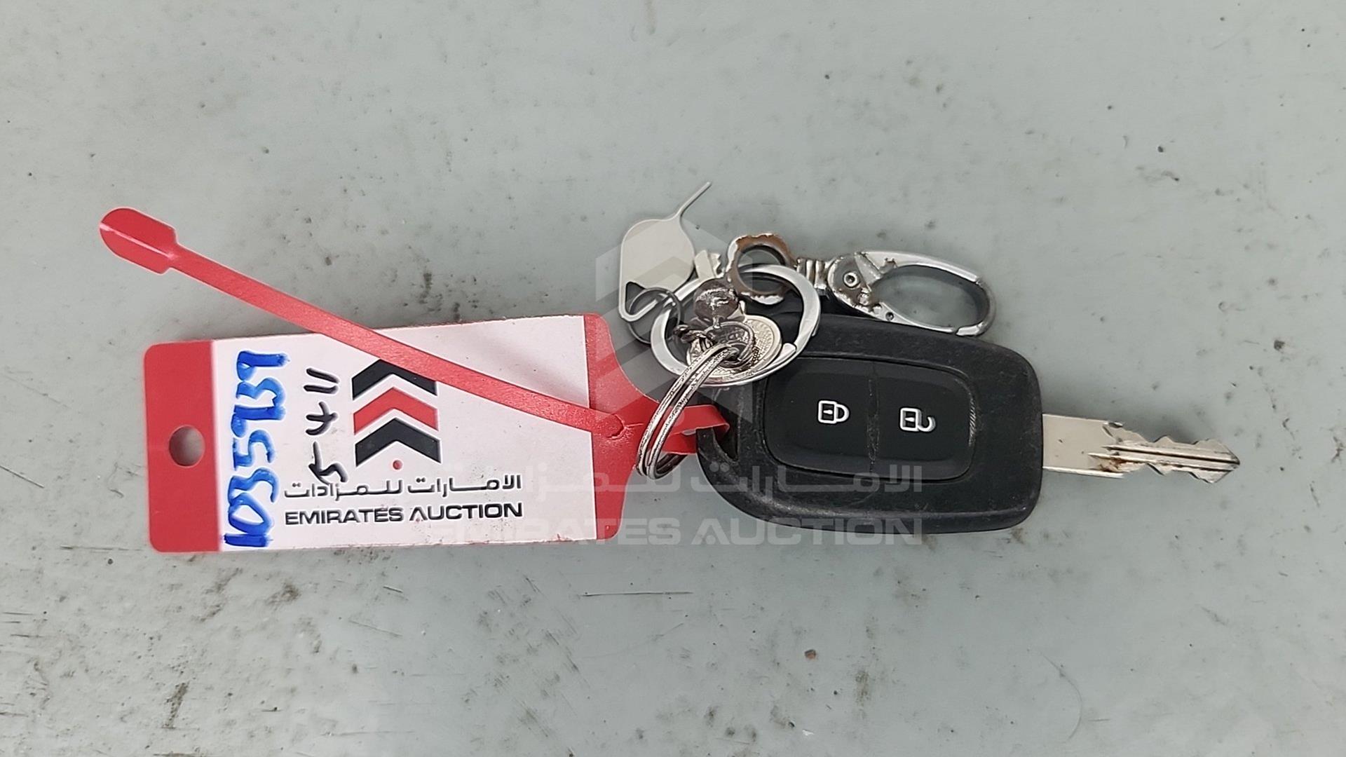 2018 RENAULT DUSTER VIN: VF1HSRGJ1JH575984