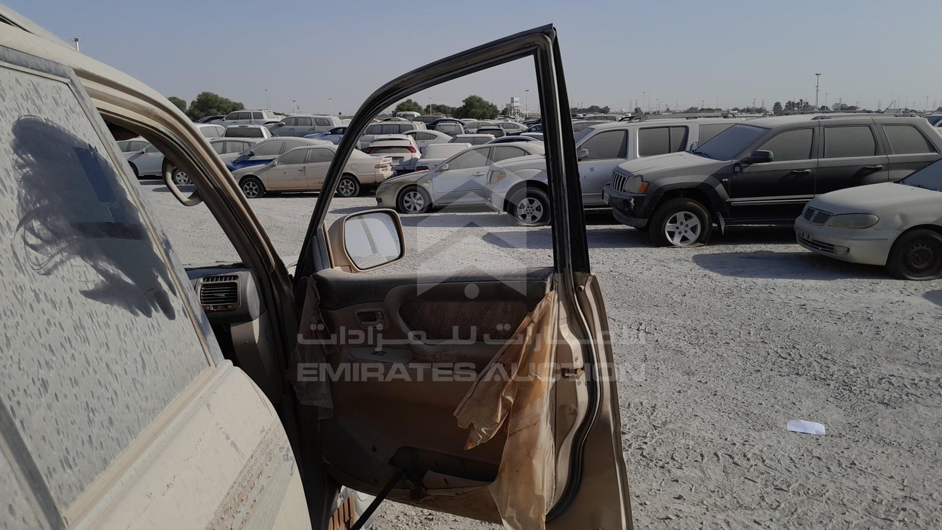 1999 TOYOTA LAND CRUISER VIN: JT3HJ09J7X0011359
