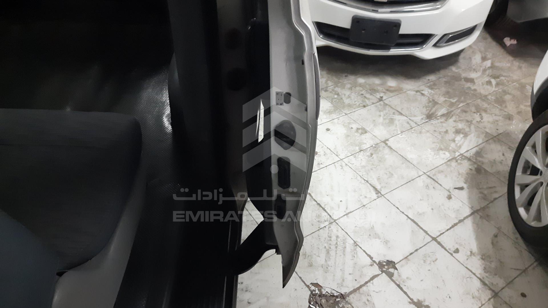 2018 HYUNDAI H1 VIN: KMHWG81RXJU967562