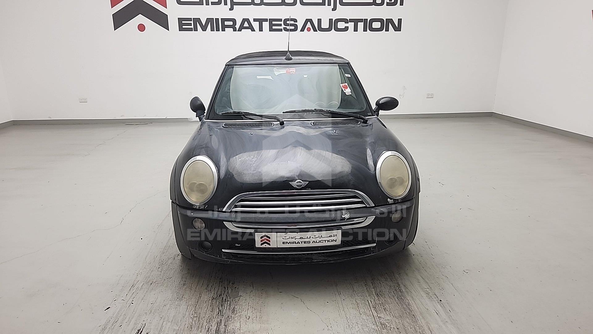 2005 MINI COOPER VIN: WMWRF31095TF90324