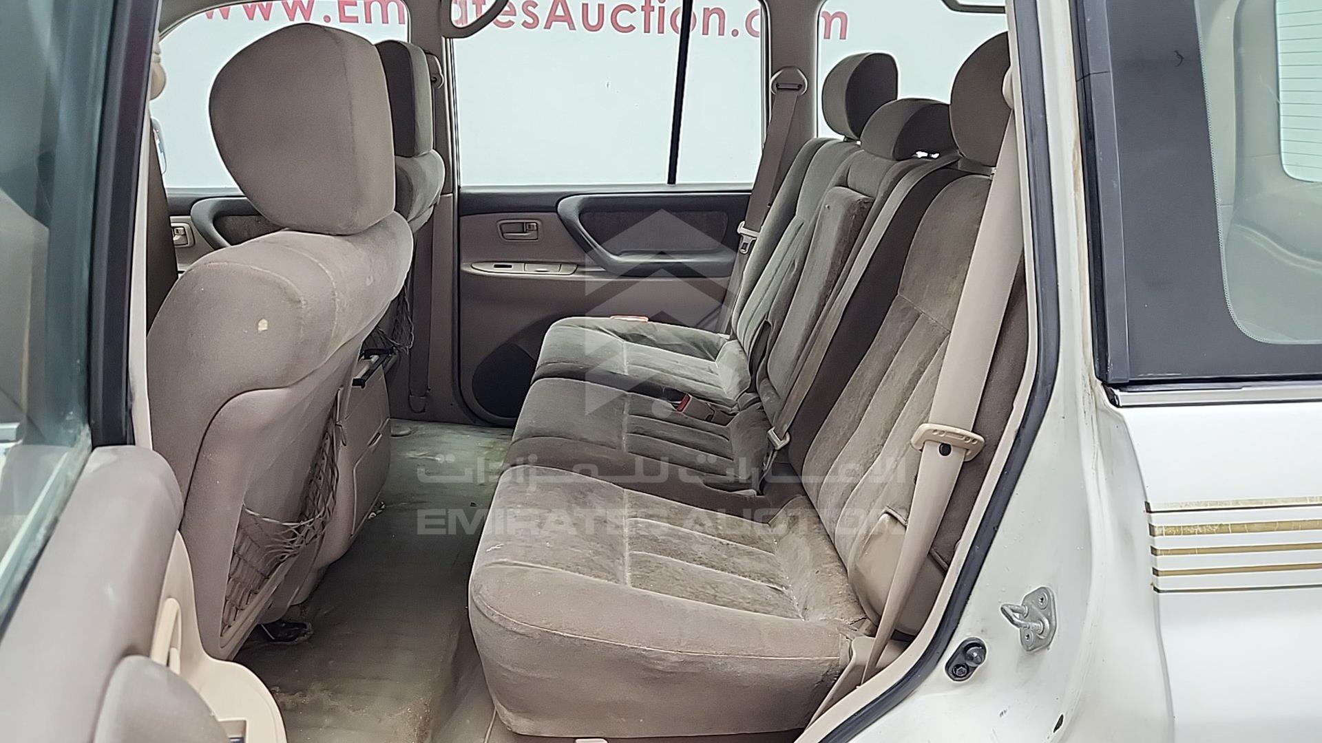 2000 TOYOTA LAND CRUISER VIN: JT3HT05J0Y0081156