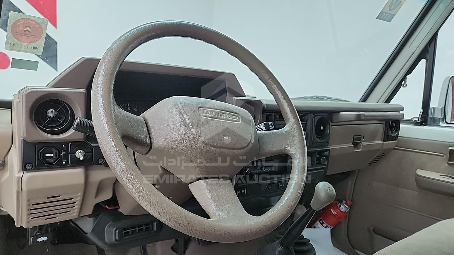 2008 TOYOTA LAND CRUISER PICKUP VIN: JTFLJ73J986042559